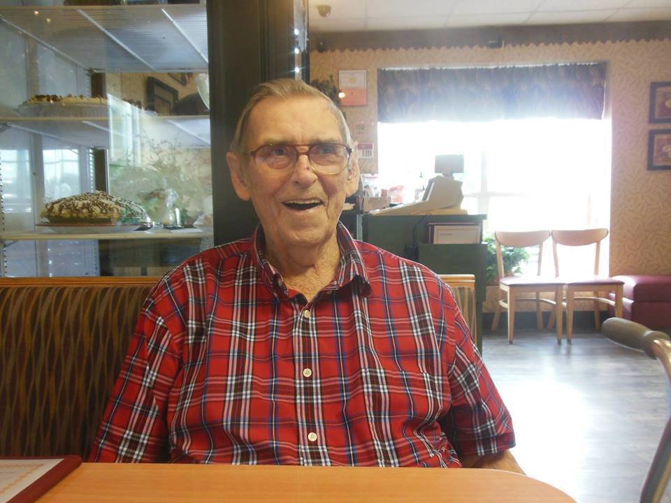 Everett Bauch